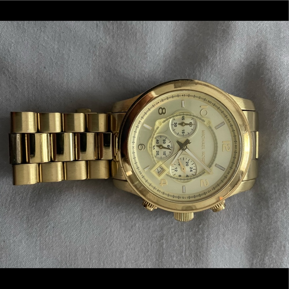 Michael Kors Gold Watch. Style MK8077